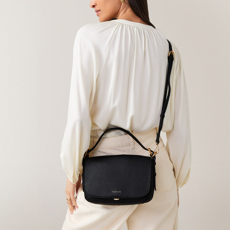 Grafton Street Small Flapover Crossbody Black - H2004001
