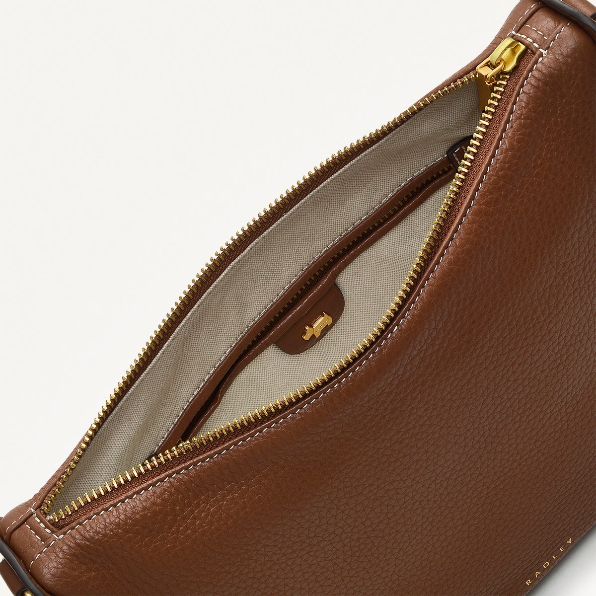 Oak Street Leather Small Ziptop Crossbody Bag in Saddle - H2011211