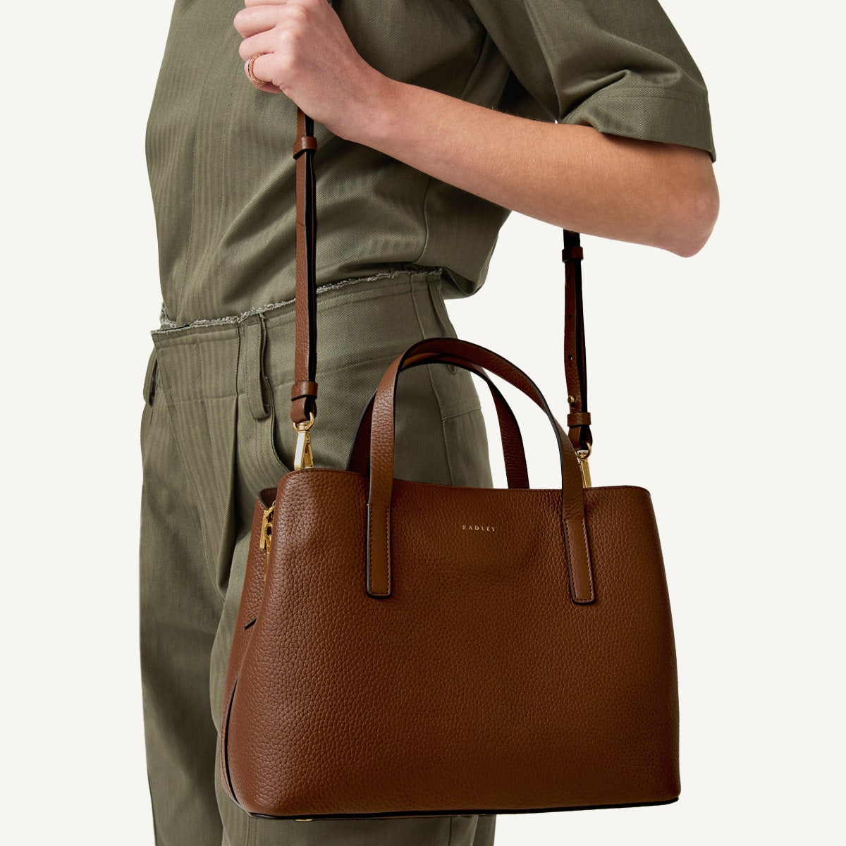 Dukes Place | Saddle Medium Ziptop Grab Bag | Radley London