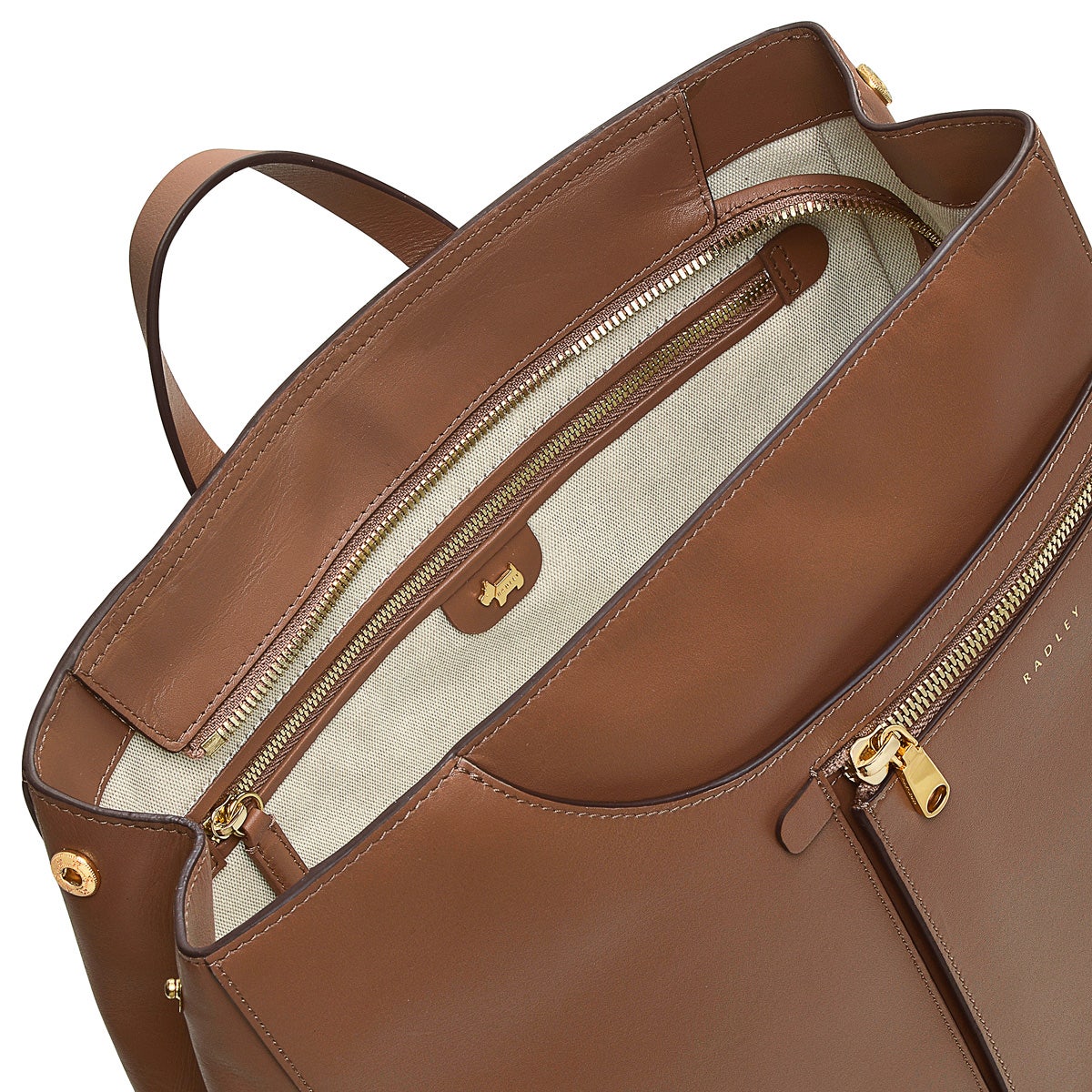 Pockets Leather Medium Ziptop Backpack in Saddle - H2046211