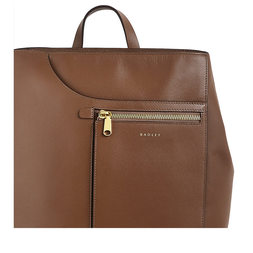 Pockets Leather Medium Ziptop Backpack in Saddle - H2046211