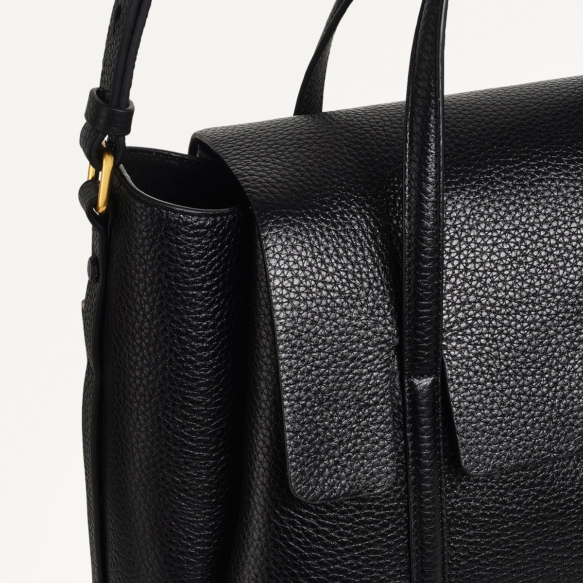 THE CHANCERY MEDIUM FLAPOVER GRAB BLACK