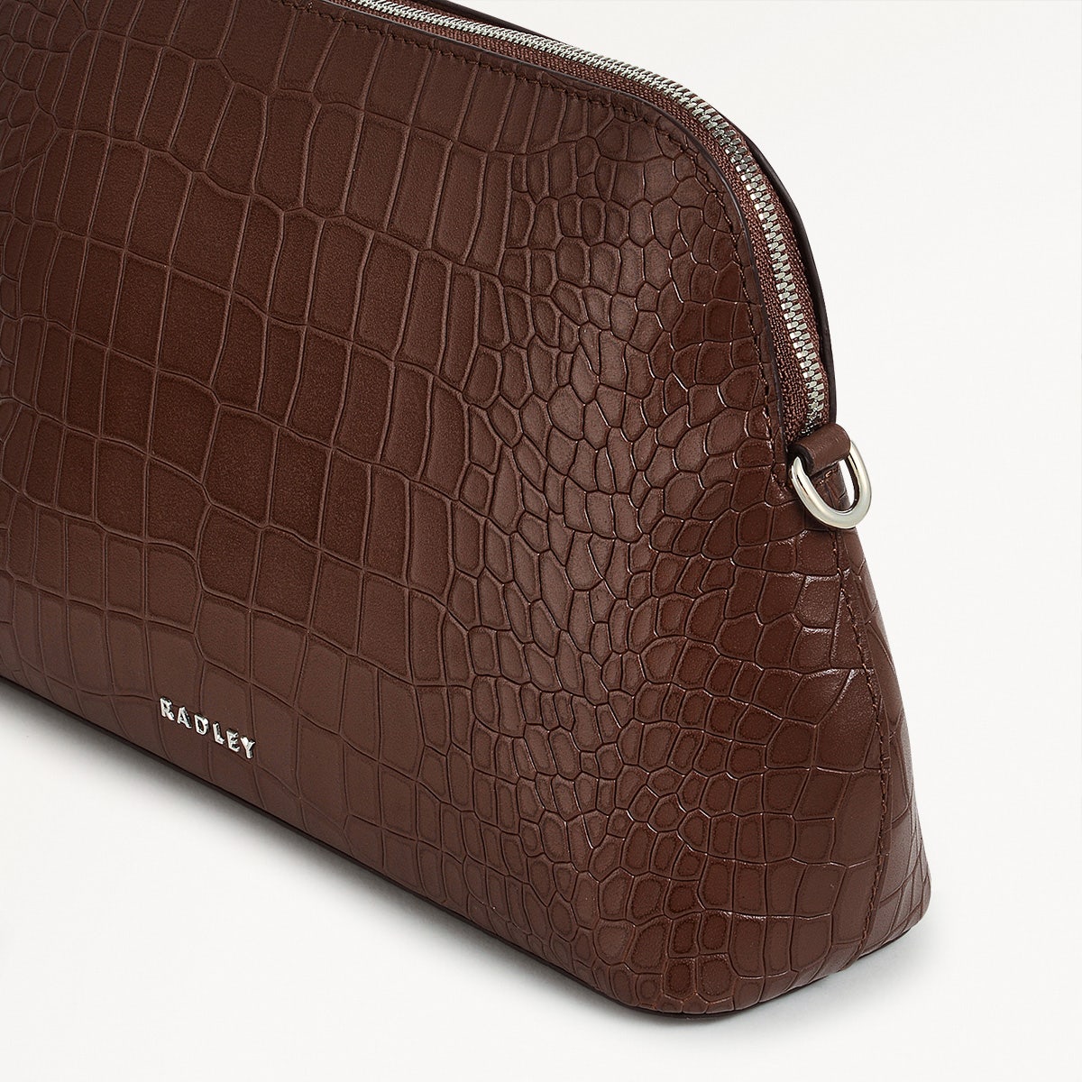 Liverpool Street Leather Medium Ziptop Crossbody Bag in Walnut - H2104208