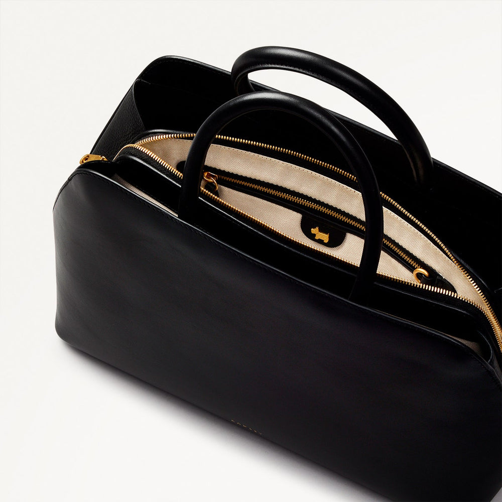 Liverpool Street Leather Medium Ziptop Grab Bag in Black - H2176001