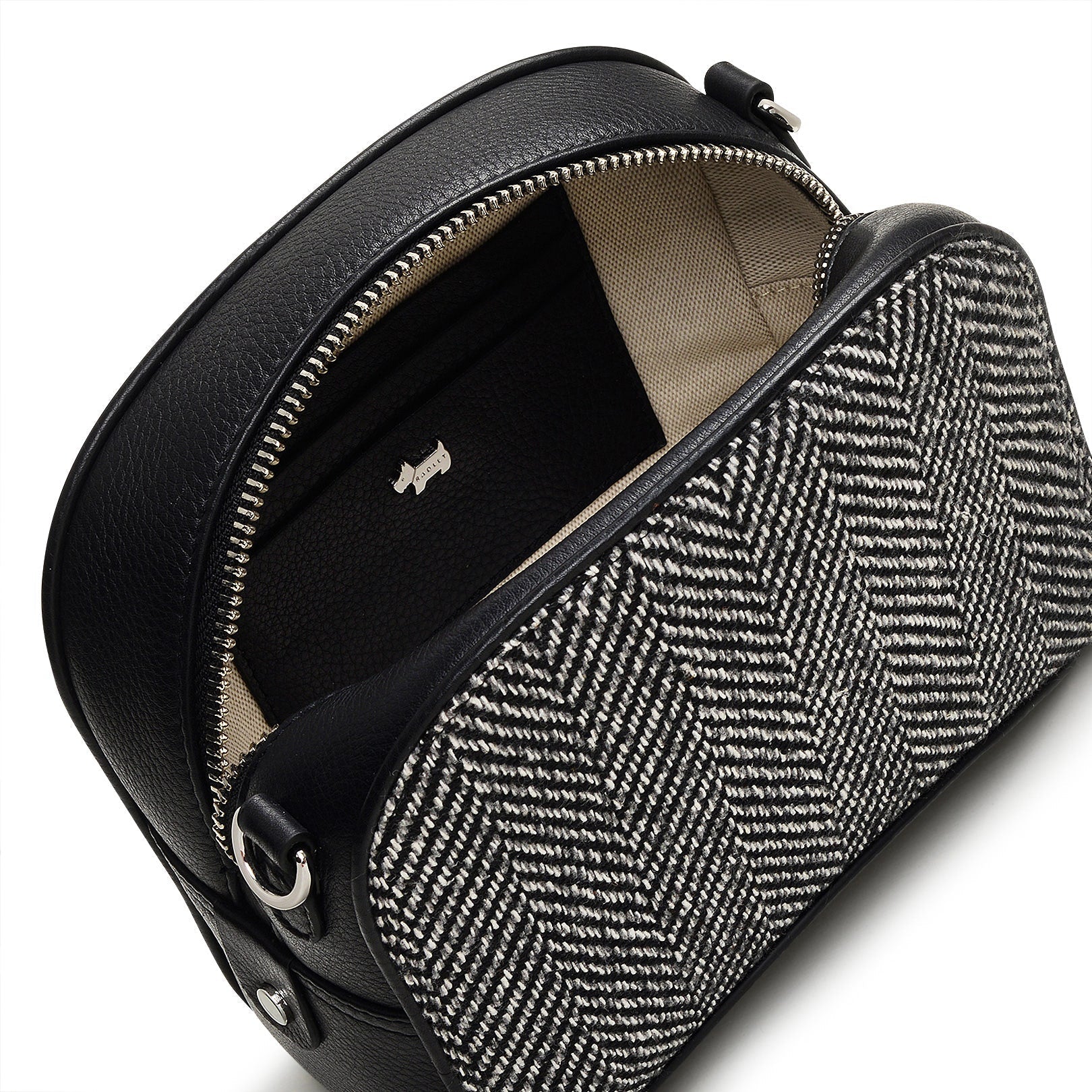 Arden Crescent Leather Small Zip Around Crossbody Bag in Black - H2182001