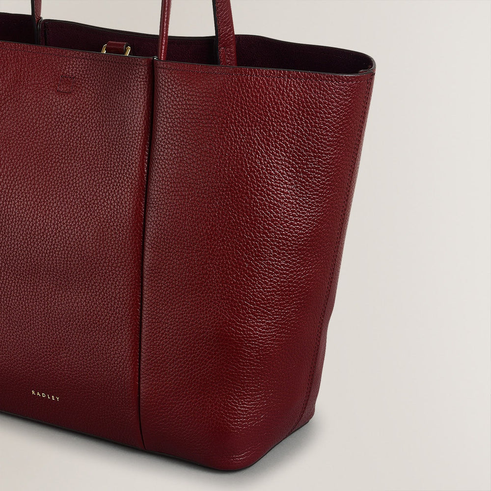 Henrietta Place Leather Large Open Top Tote Bag in Merlot - H2258603