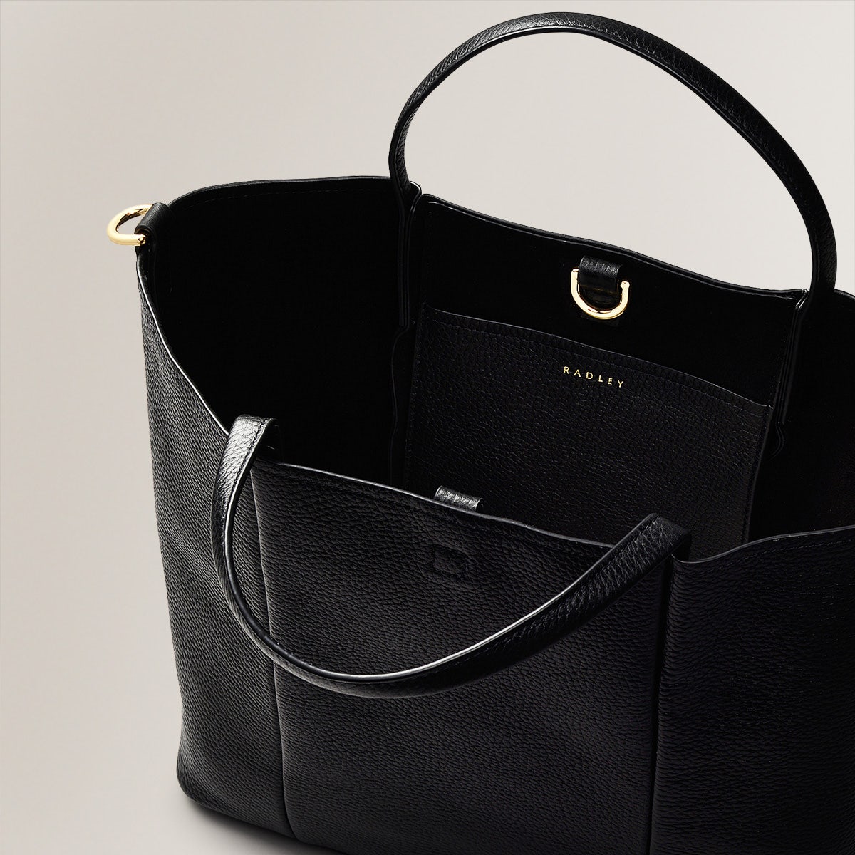 Henrietta Place Leather Medium Open Top Grab Bag in Black - H2260001