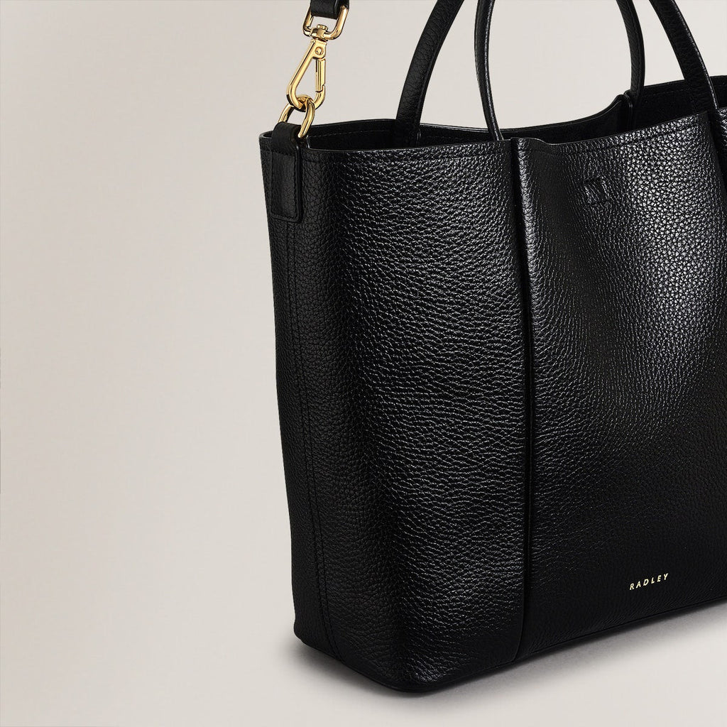 Henrietta Place Leather Medium Open Top Grab Bag in Black - H2260001