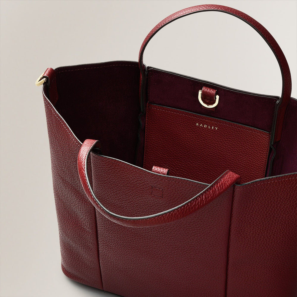 Henrietta Place Leather Medium Open Top Grab Bag in Merlot - H2261603