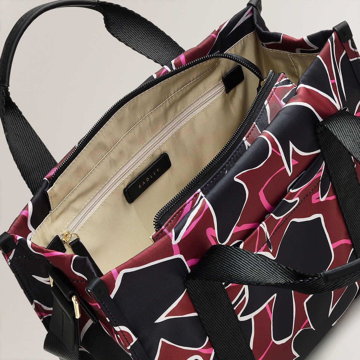 Canford Gardens Leather Medium Ziptop Grab Bag in Merlot - H2282603