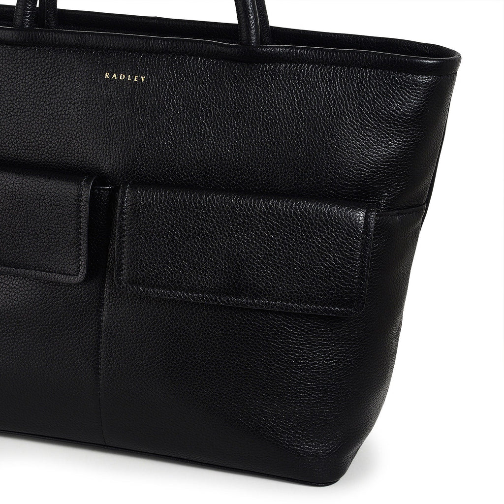 Brompton Crescent Leather Medium Ziptop Grab Bag in Black - H2327001