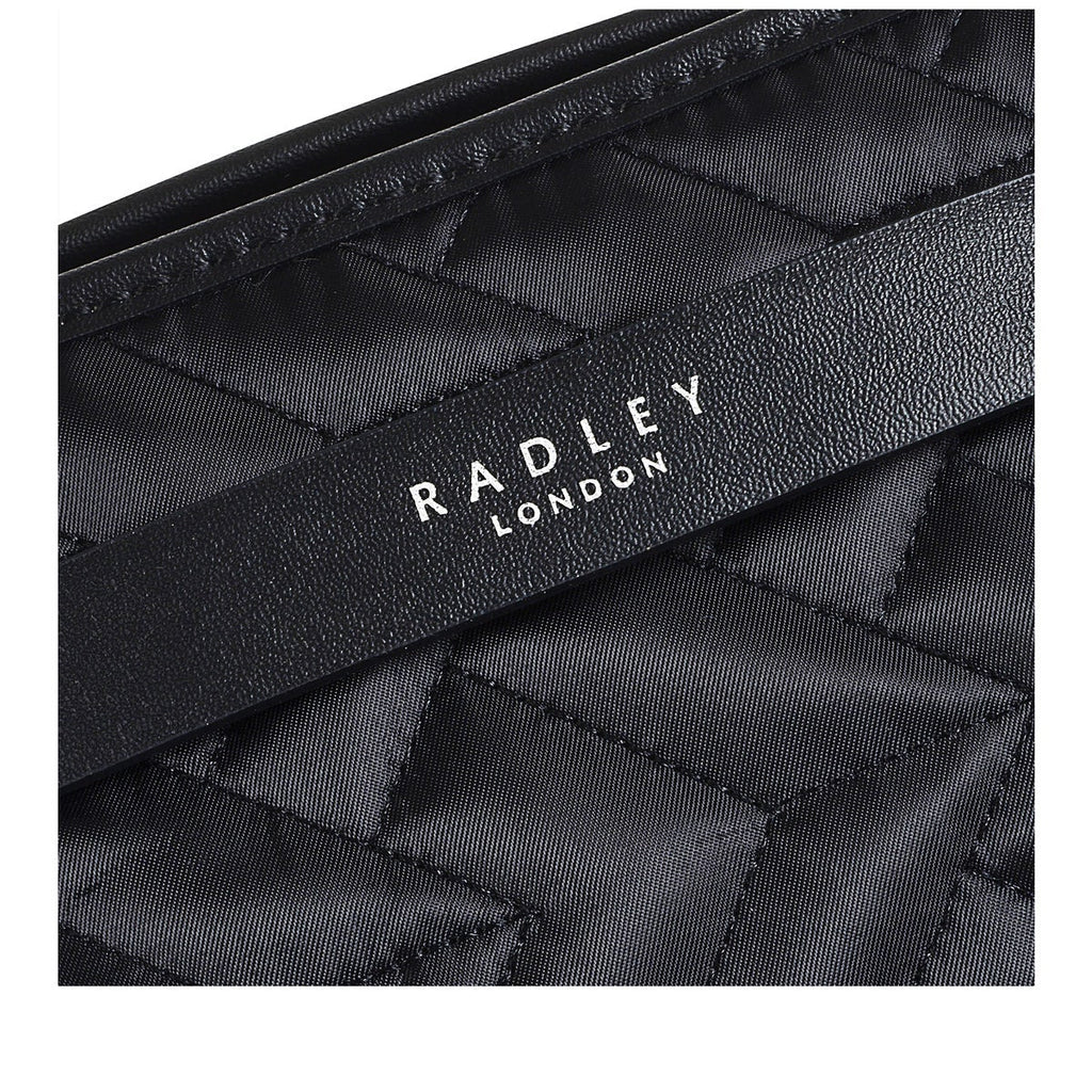 Finsbury Park Fabric Large Ziptop Shoulder Bag Bag in Black - H4356001