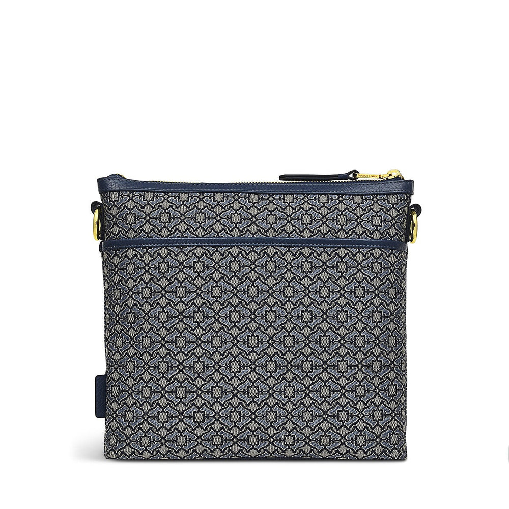Pockets 2.0 Leather Medium Zip-Top Cross Body Bag in Goose Grey - H6855053