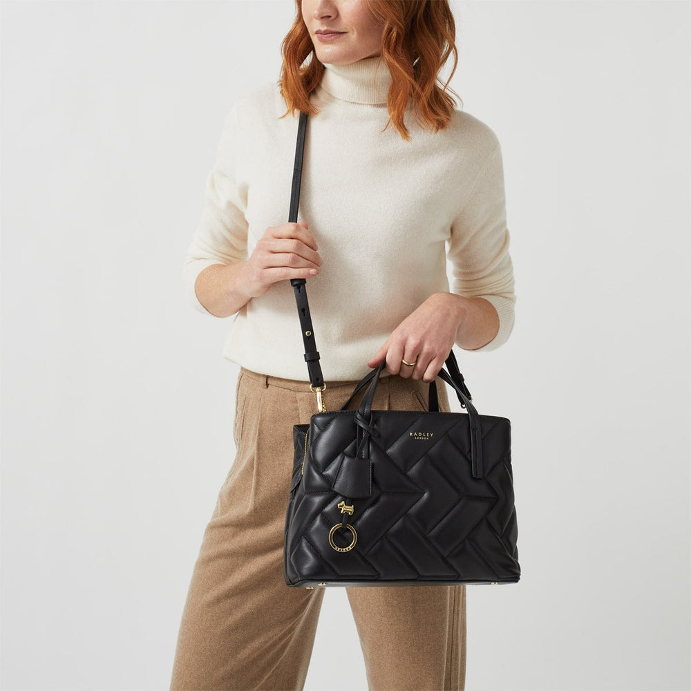Dukes Place Leather Medium Ziptop Grab Bag in Black - H8255001