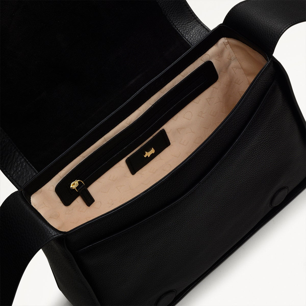 Westwell Lane Leather Large Flapover Crossbody Bag in Black - H9291001