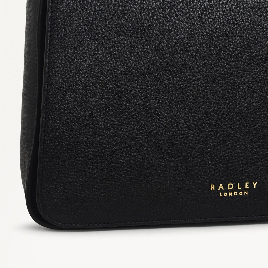 Westwell Lane Leather Large Flapover Crossbody Bag in Black - H9291001
