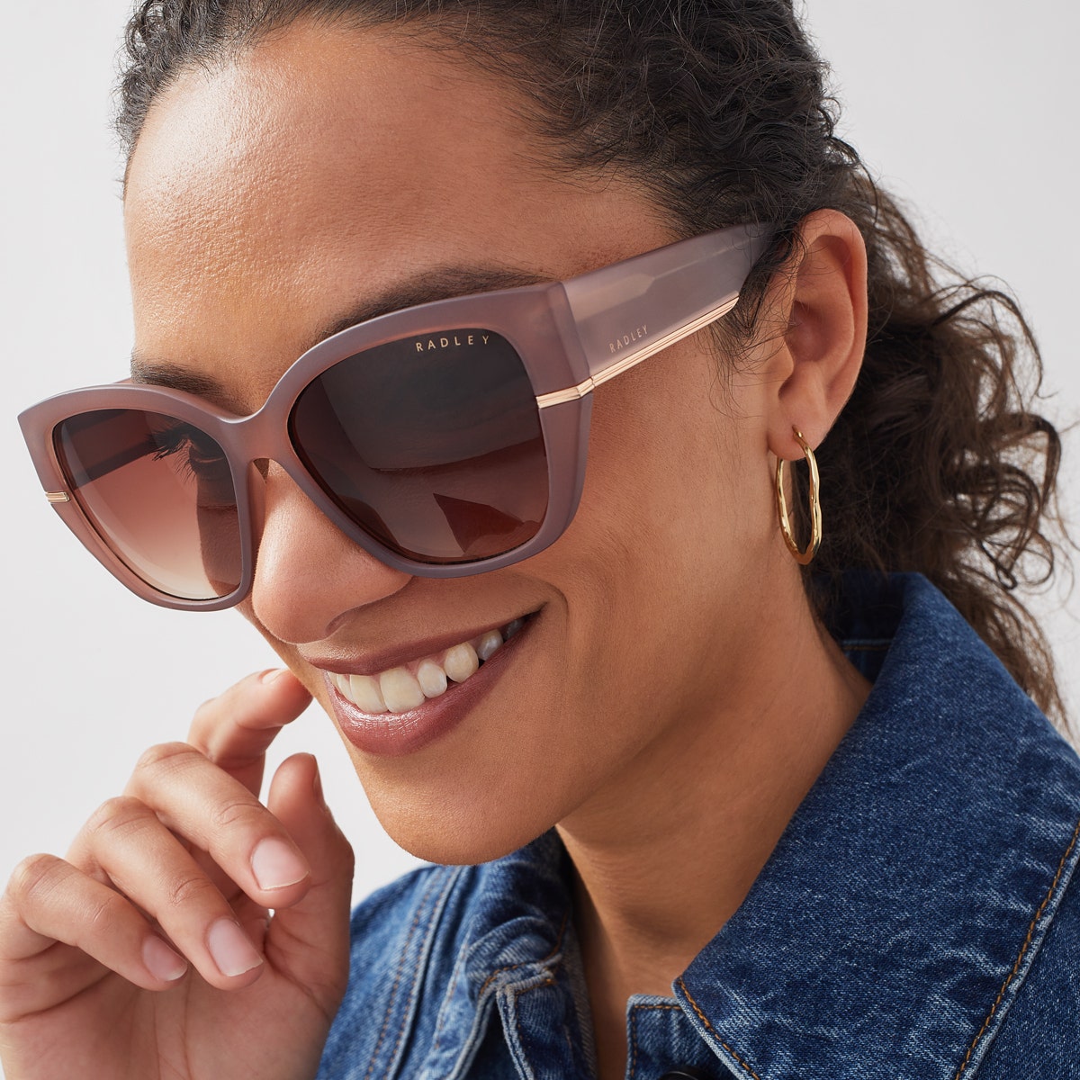 WESTWELL OVERSIZED SQUARE CAT EYE SUNGL PINK