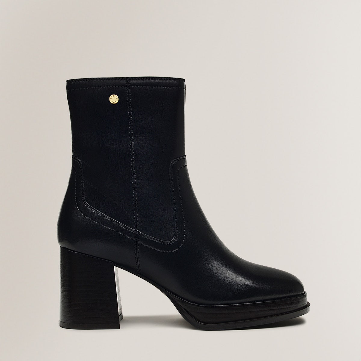 FELSHAM PLACE PLATFORM BOOT BLACK