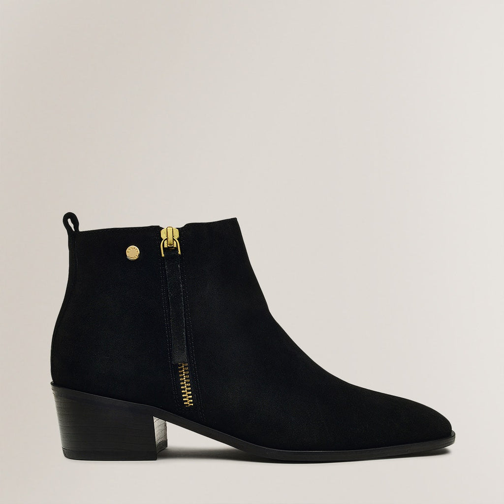 SLOANE GARDENS 2.0 CASUAL OUTSIDE ZIP BOOTIE BLACK