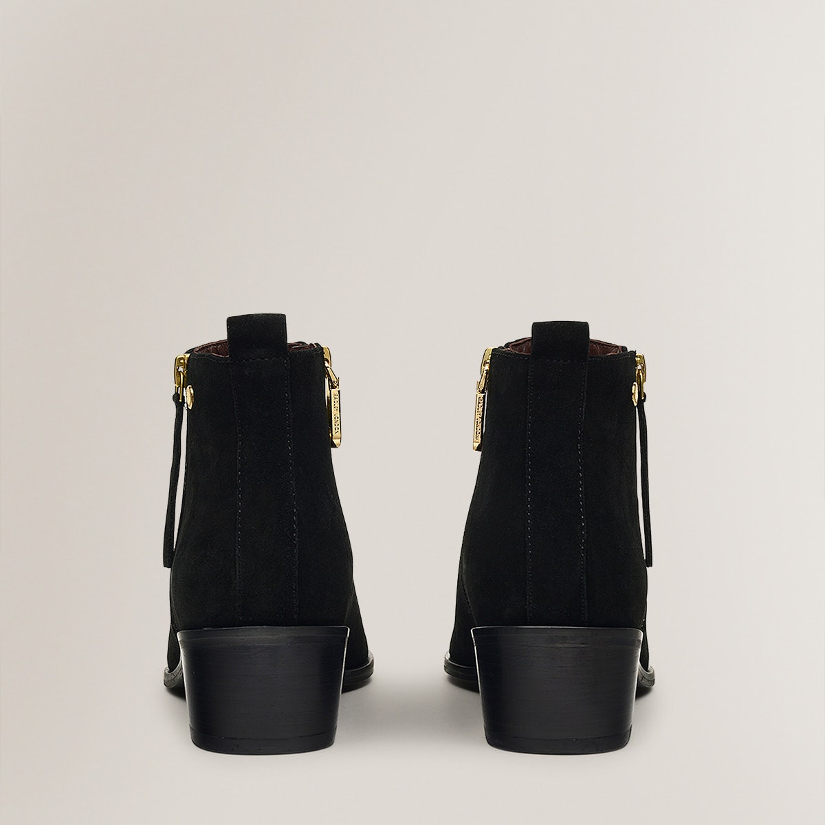 SLOANE GARDENS 2.0 CASUAL OUTSIDE ZIP BOOTIE BLACK