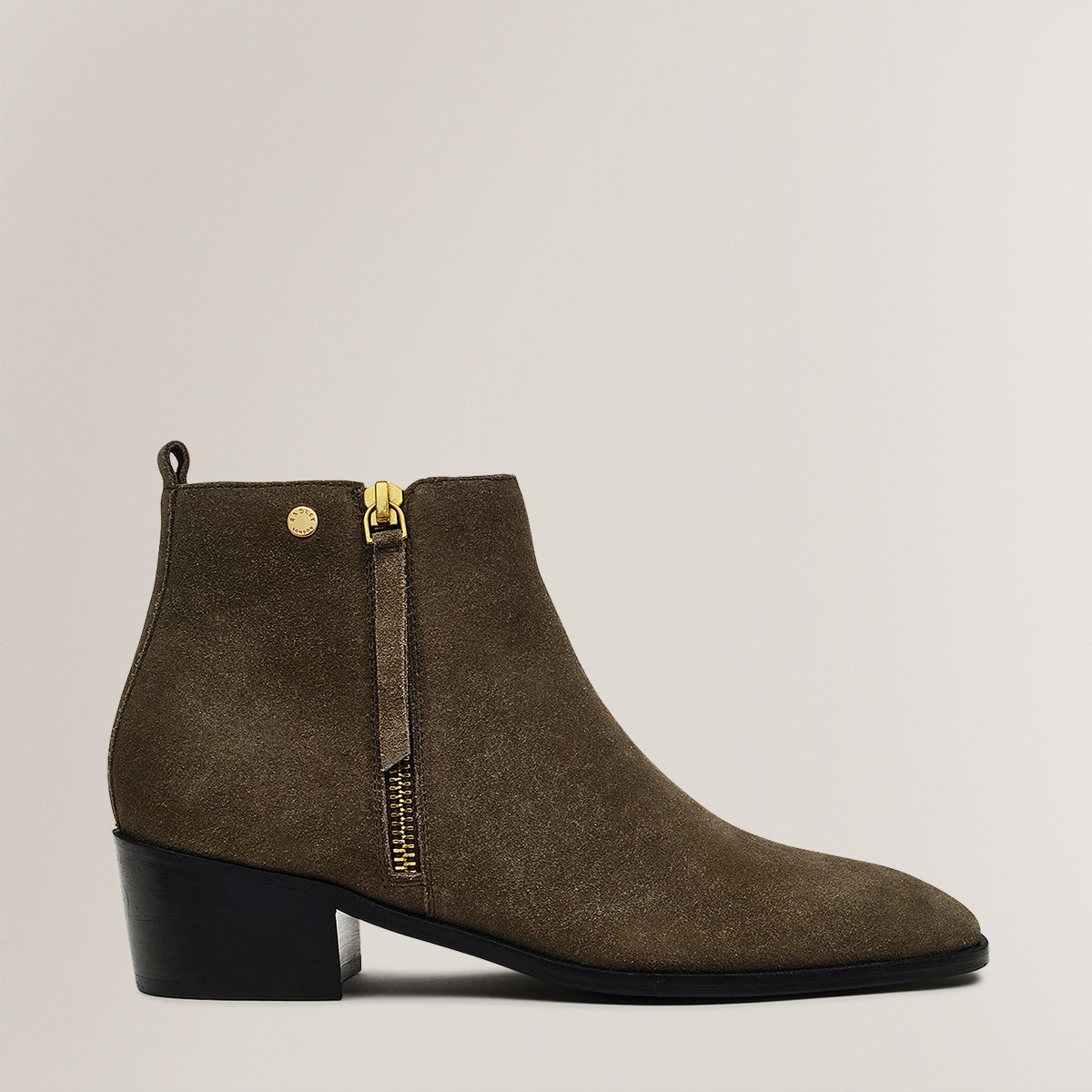 SLOANE GARDENS 2.0 CASUAL OUTSIDE ZIP BOOTIE KHAKI