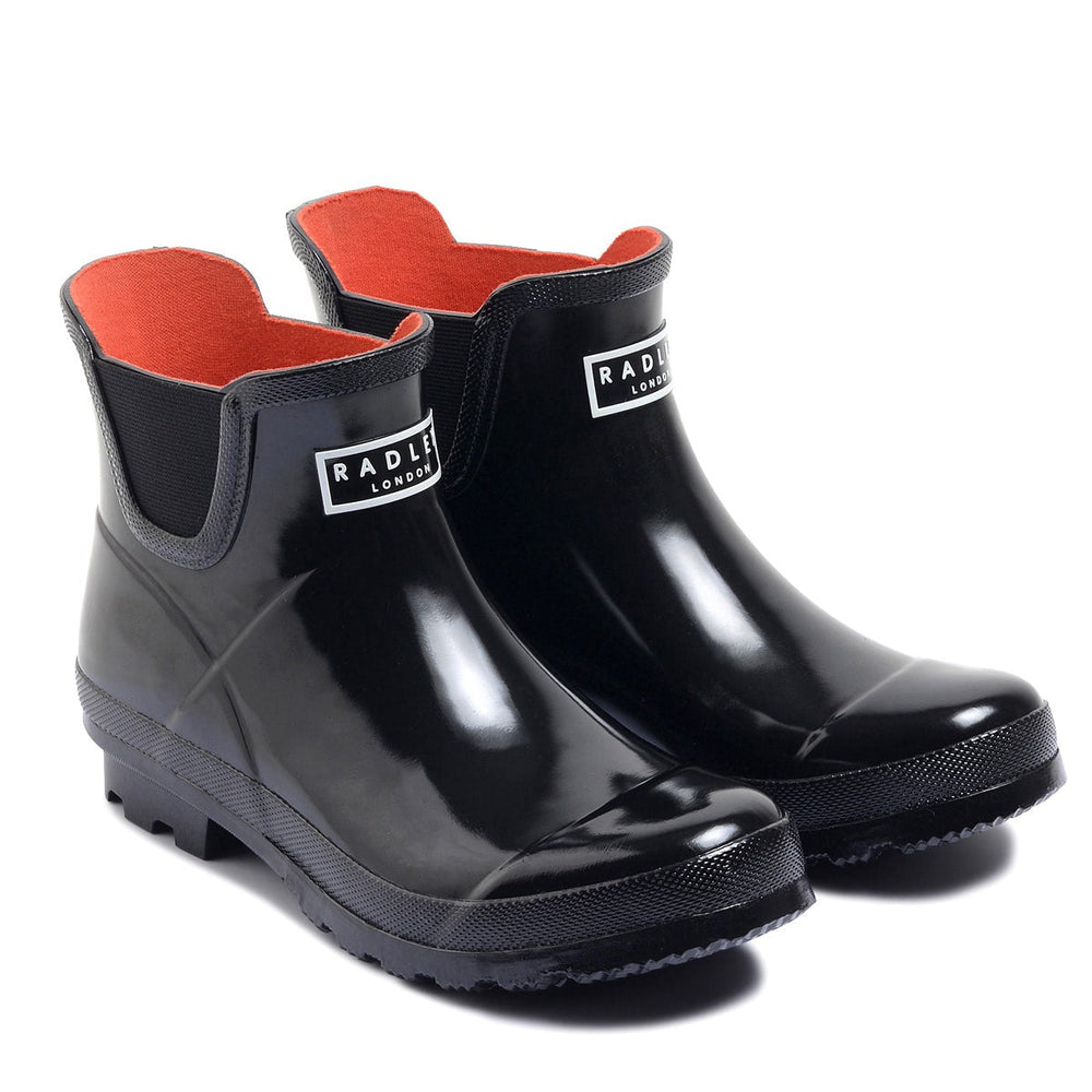 ALBA LO SHORT GLOSS BLACK
