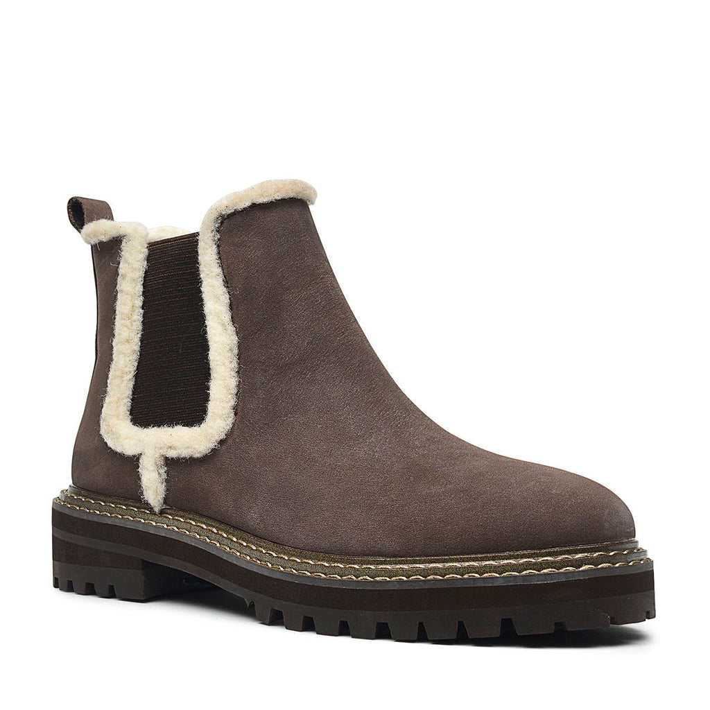 DUKES PLACE CHUNKY FAUX FUR CHELSEA BROWN