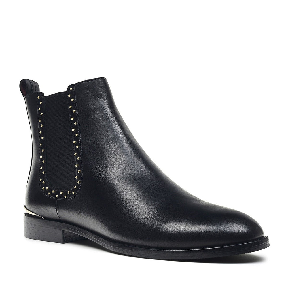 HARPER GROVE STUD CHELSEA BLACK