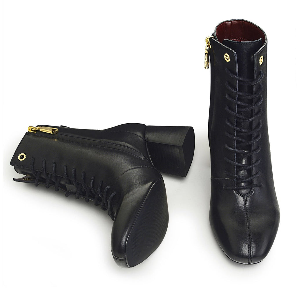 VICTORIA TERRACE LACE BOOT BLACK
