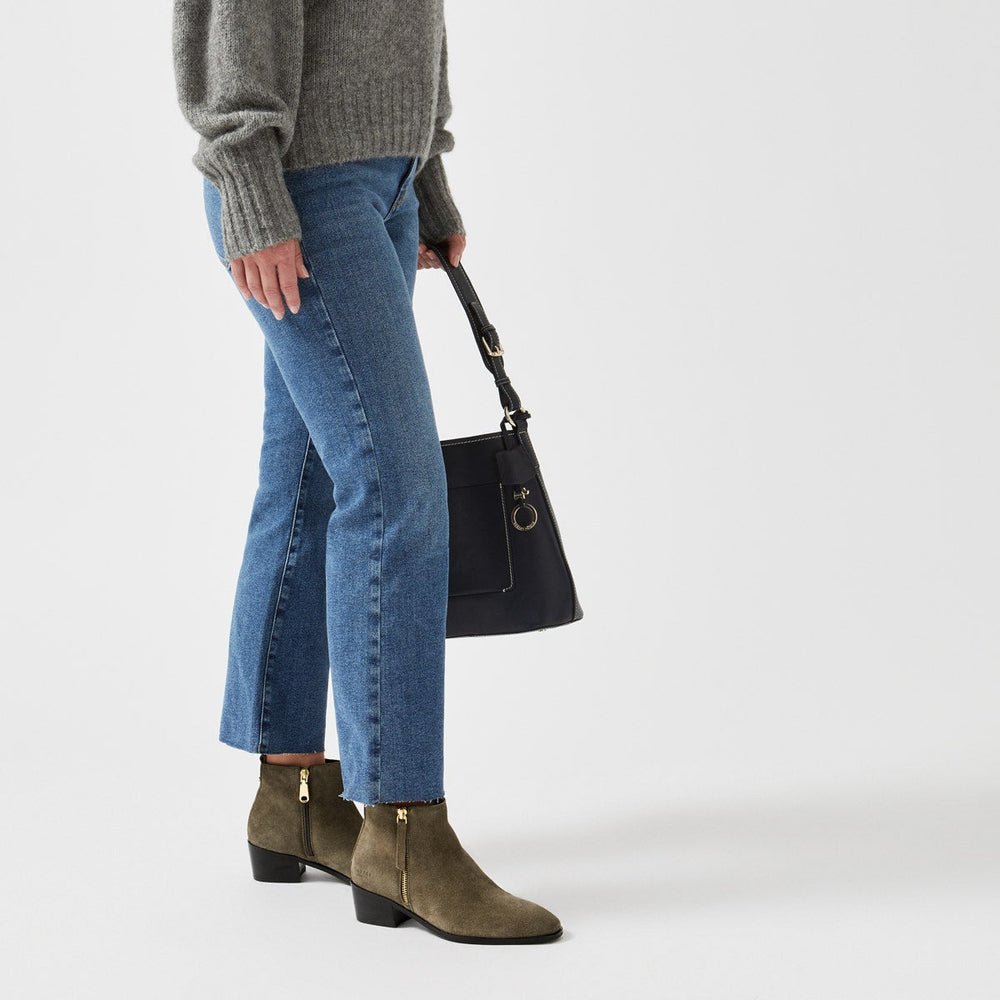 SLOANE GARDENS CASUAL OUTSIDE ZIP BOOTIE KHAKI