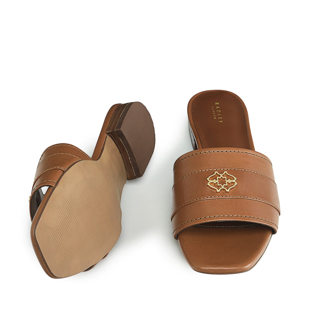 Trinity Way UK 3 / EUR 36 Leather Heirloom Mule in Tan  -  Q7779217A