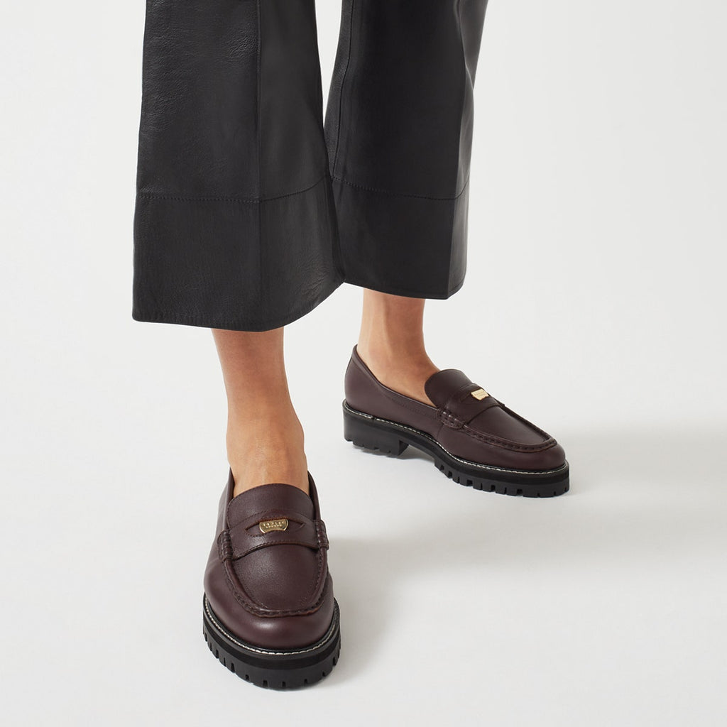 THISTLE GROVE CHUNKY PENNY LOAFER DARK CHERRY