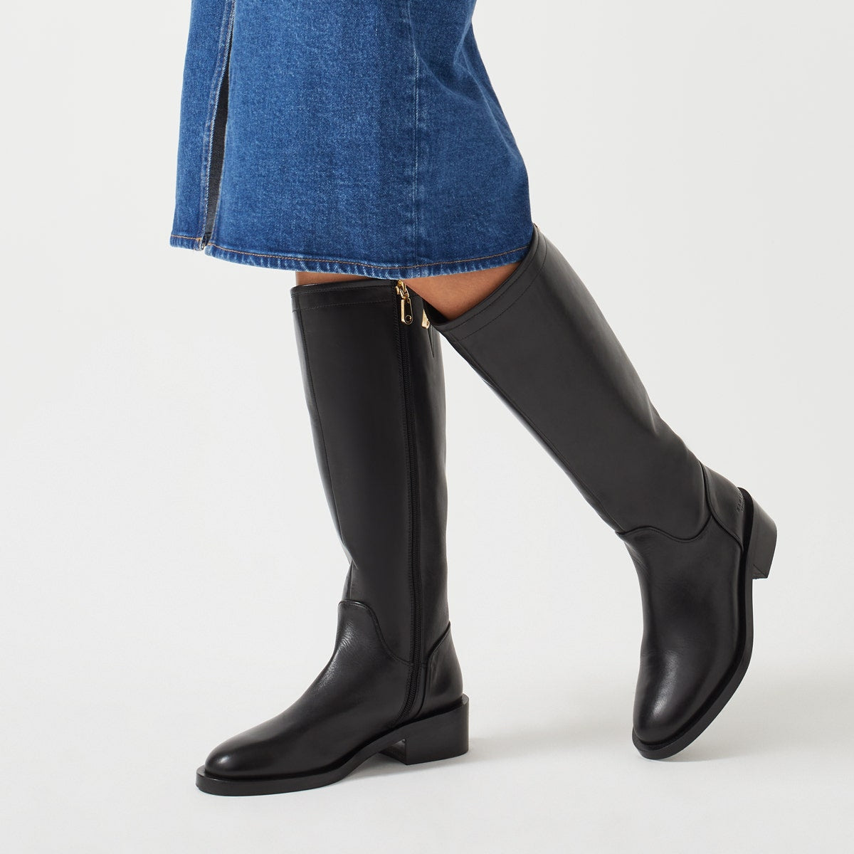 Abbotstone Road UK 3 / EUR 36 Leather Long Riding Boot in Black  -  Q8043001A