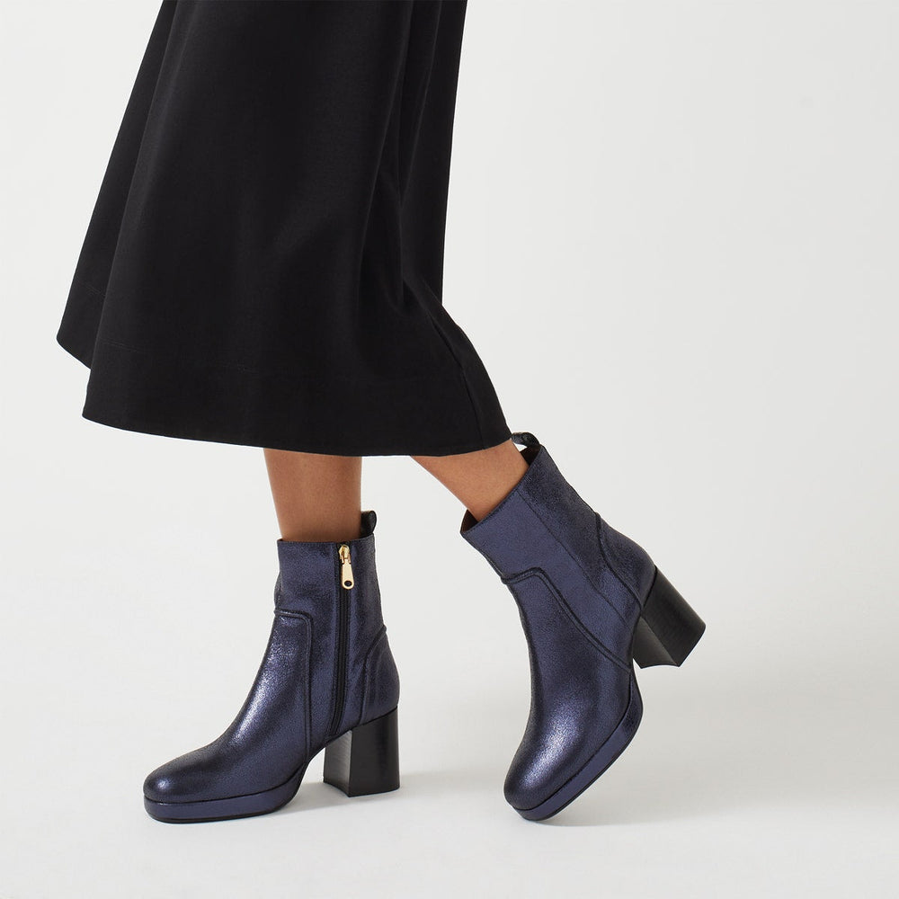 ELM PLACE - METALLIC PLATFORM BOOT INK