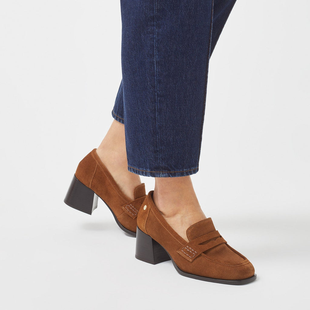 THISTLE ROW MIDI HEEL LOAFER TAN