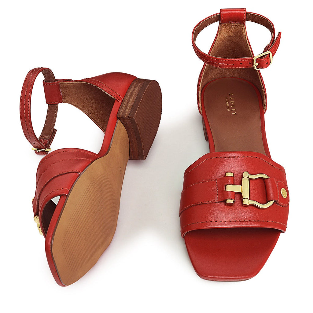 LINDEN CRESCENT STIRRUP STRAP SANDAL FIRE RED