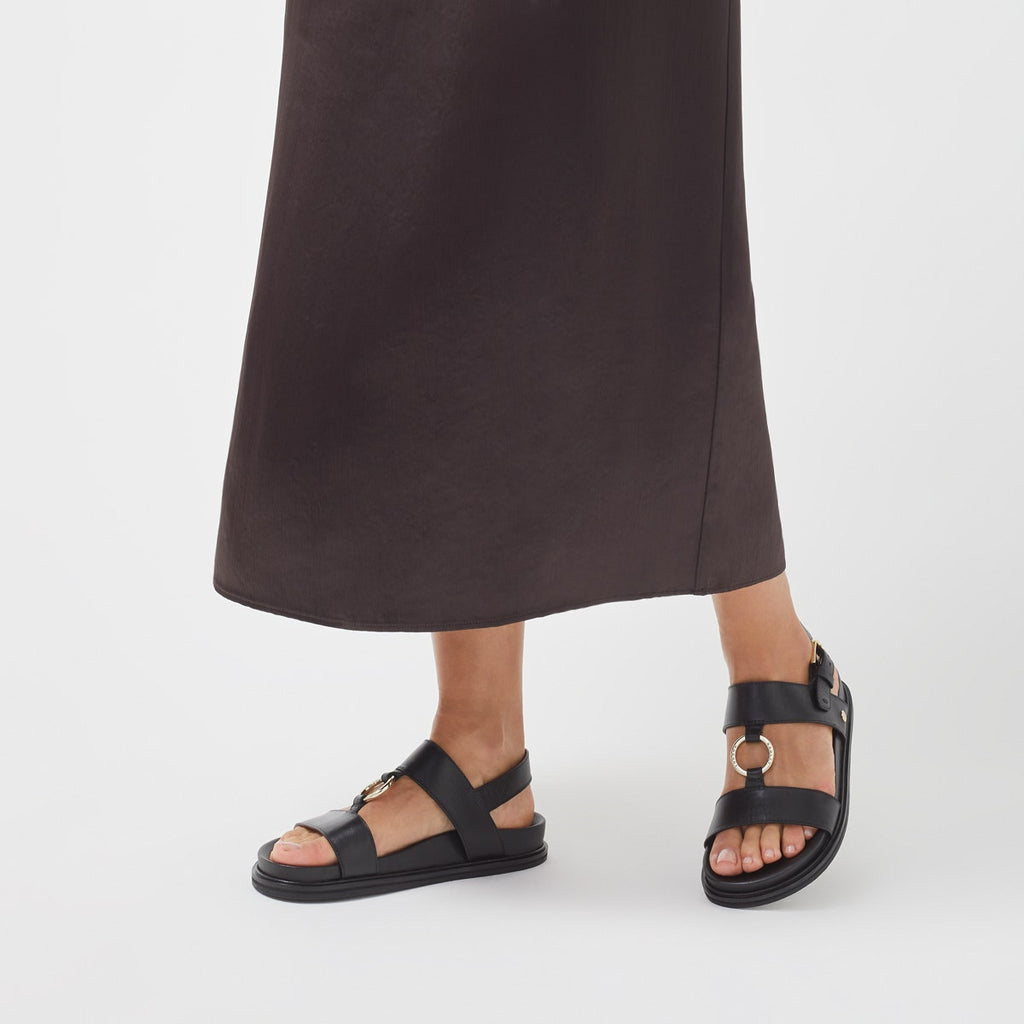 BURY WALK 2.0 LUXE FOOTBED BLACK