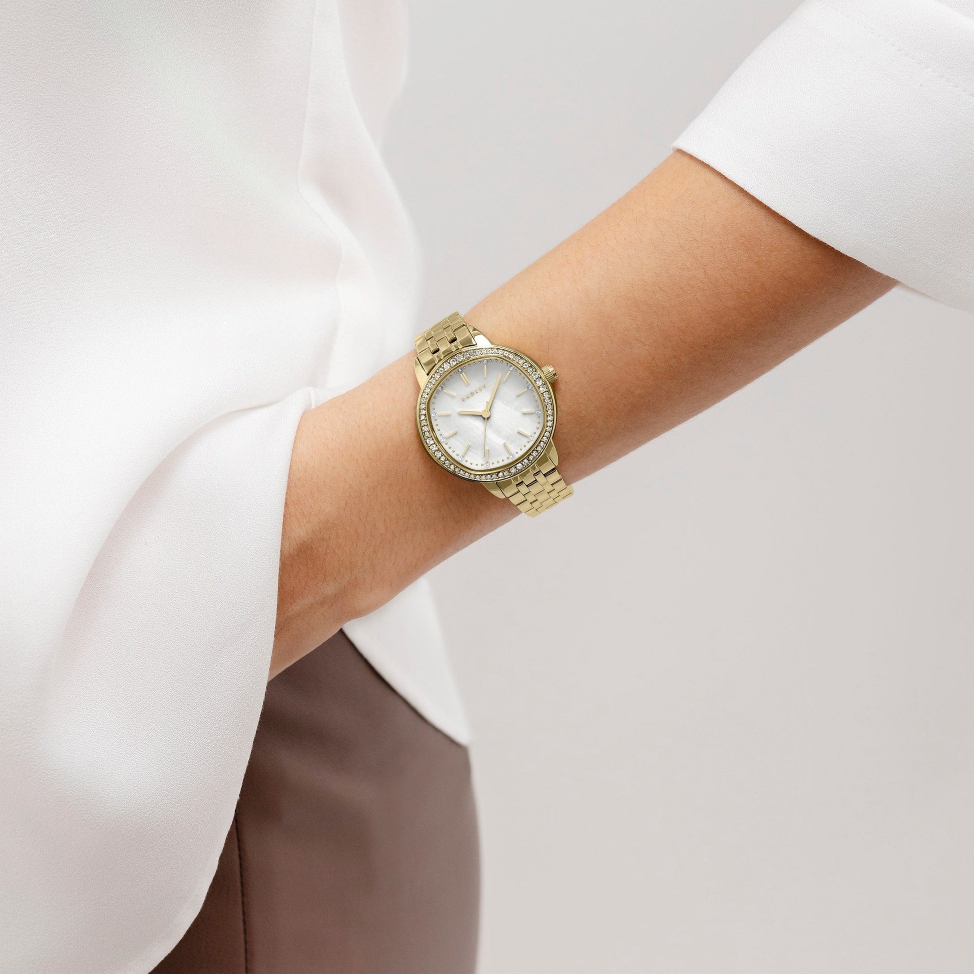 Berrymead Gardens Bracelet Watch Gold - RY4650