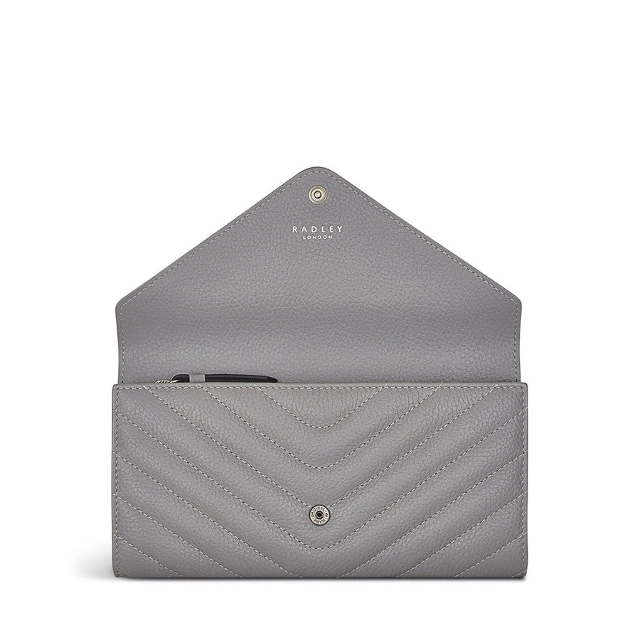Rowe Avenue Leather Large Flapover Wallet in Cloud Burst - S1350093