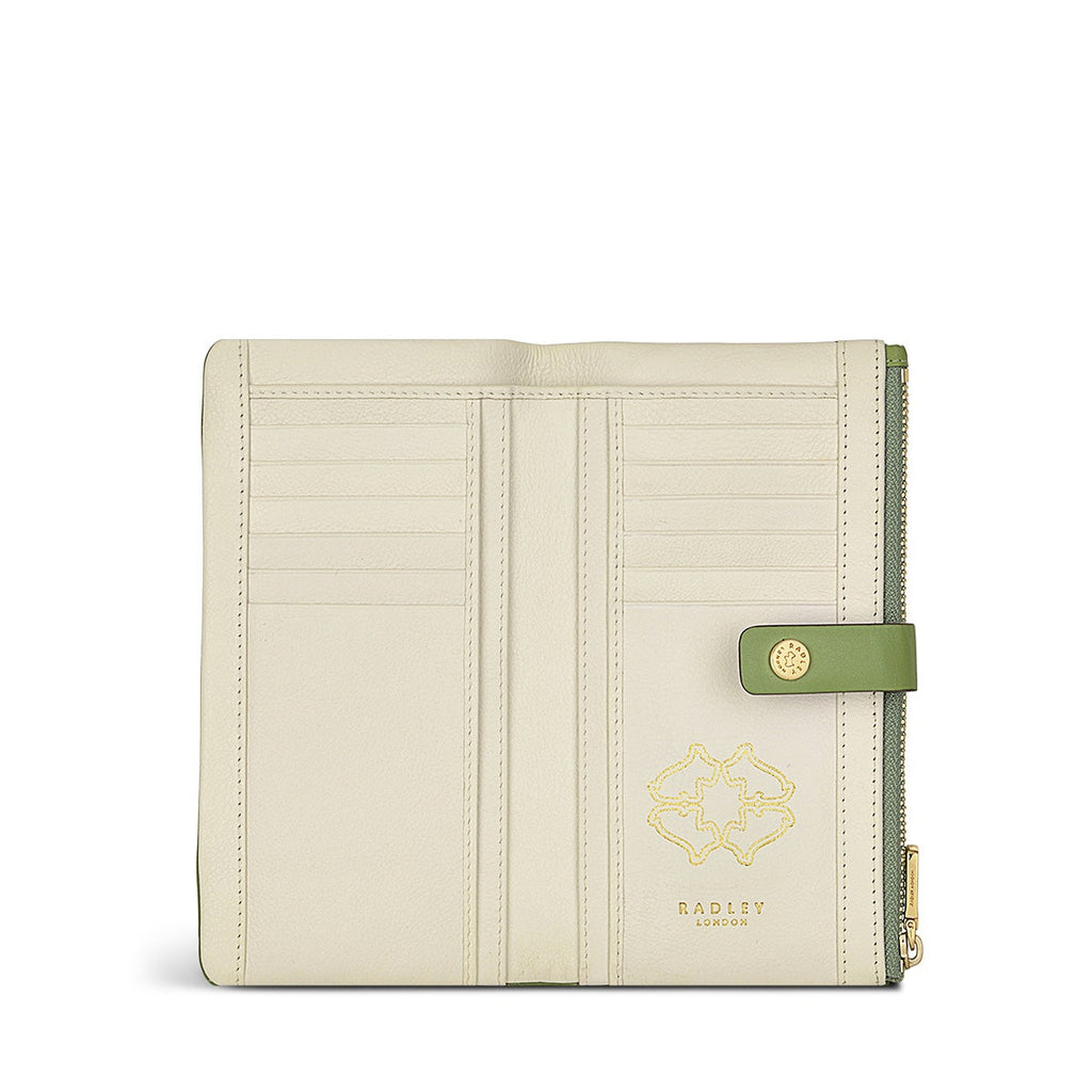 Larkswood 2.0 Leather Large Bifold Wallet in Bonsai - S1354317