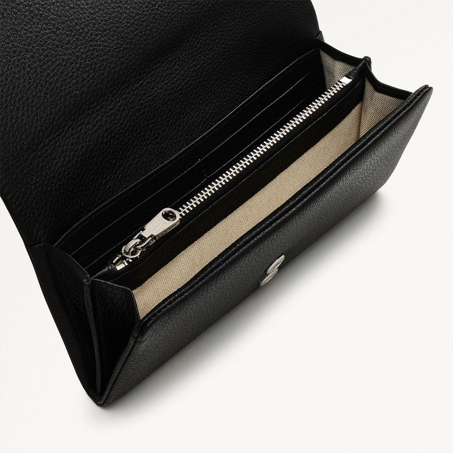Mallow Street Leather Large Flapover Wallet in Black - S1872001