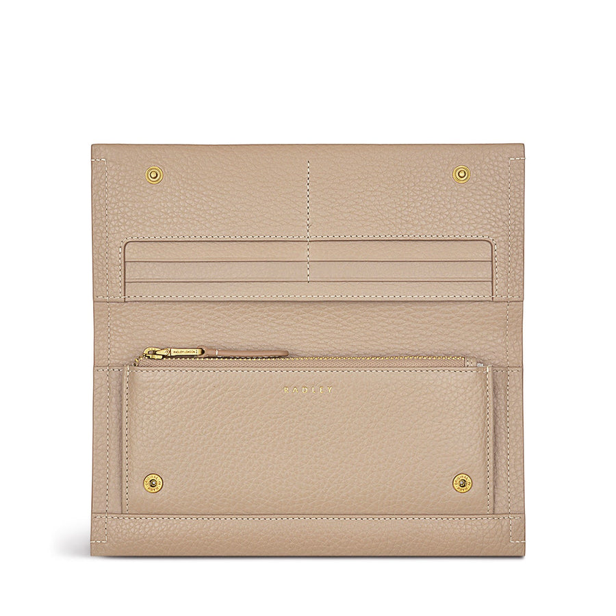 Oak Street Leather Large Flapover Wallet in Silt - S1882266
