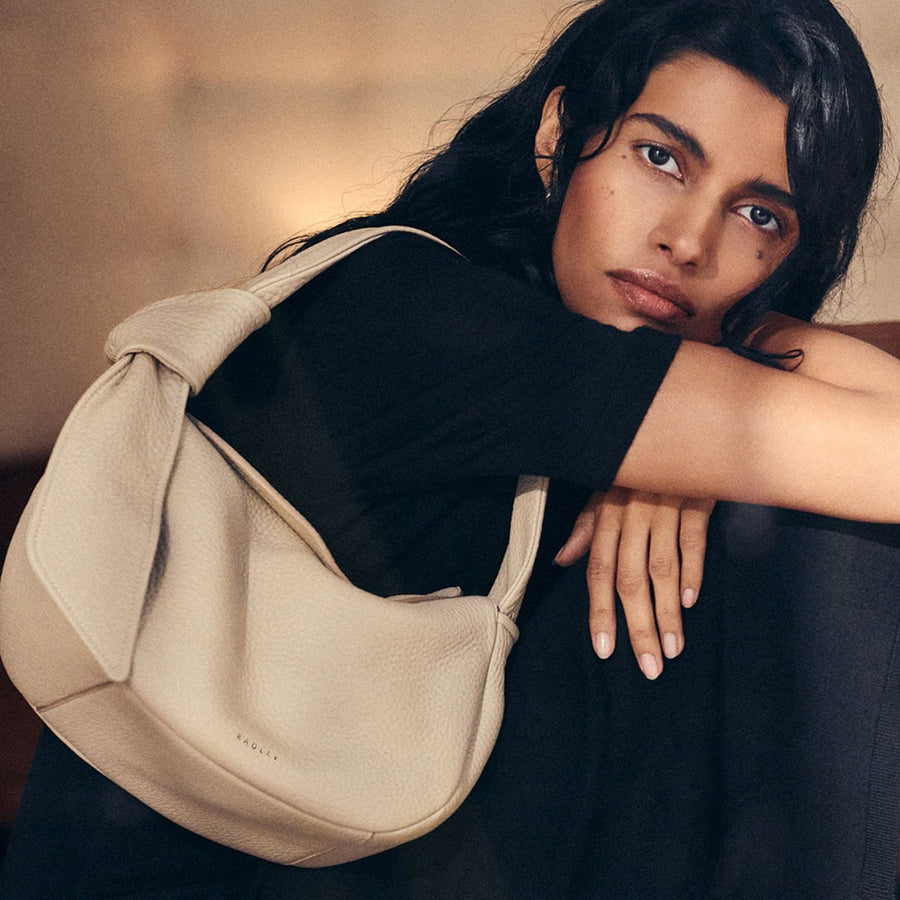 The Grove Leather Small Flapover Grab Bag in Stone - 110684